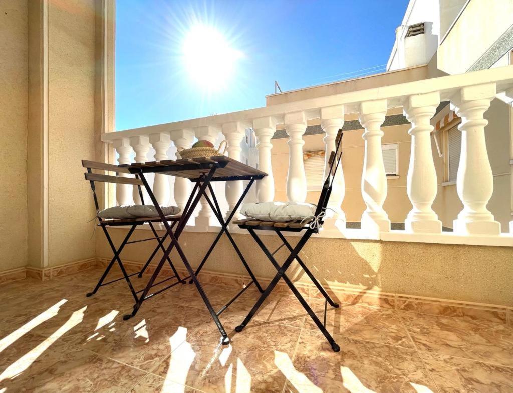 Apartamento Apartamento Azzurro Torrevieja Exterior foto